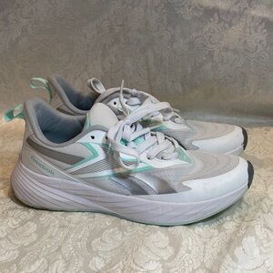 Reebok Verse Women's White and Mint Green Running Shoes Sneakers Size 10